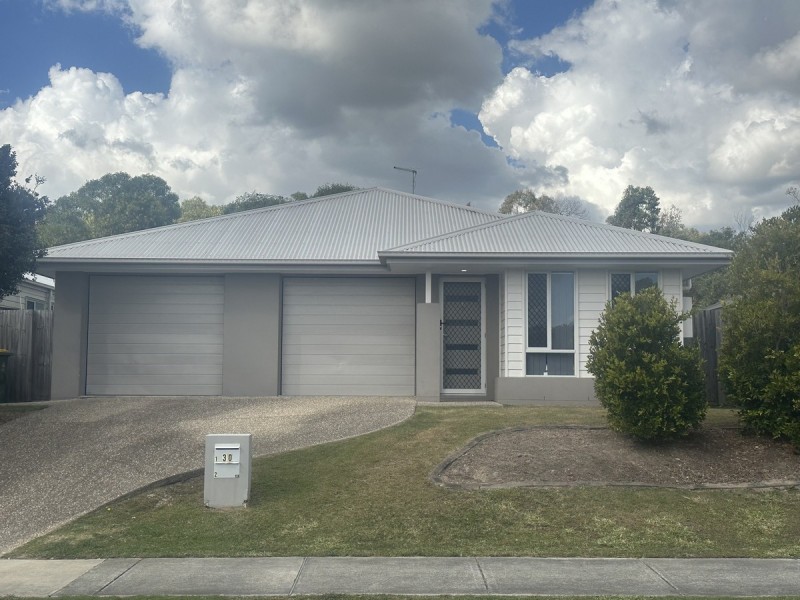 1&2/30 Ryrie Court, Park Ridge QLD 4125