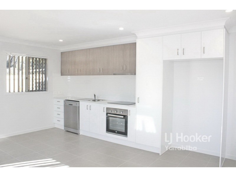 1&2/30 Ryrie Court, Park Ridge QLD 4125