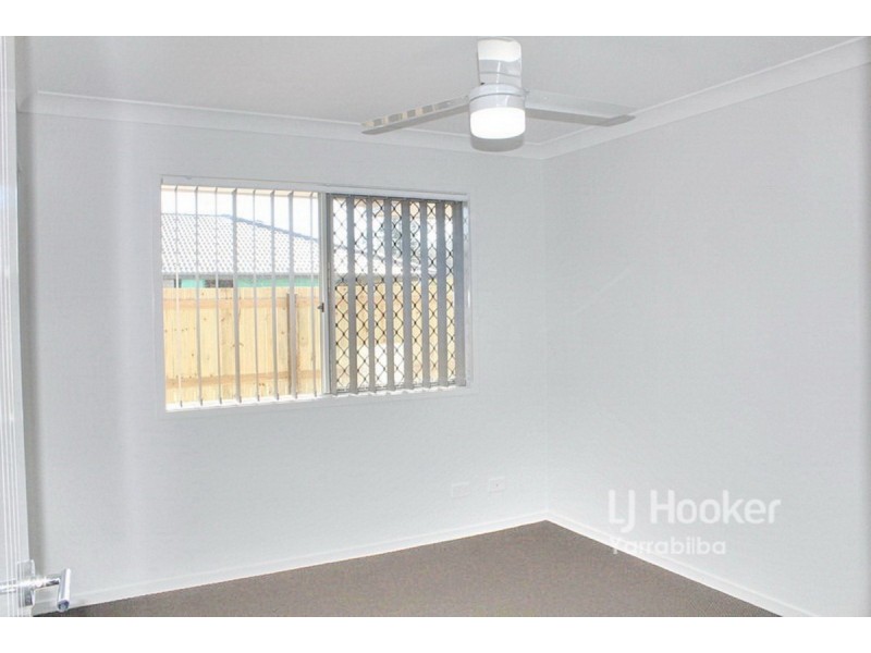 1&2/30 Ryrie Court, Park Ridge QLD 4125