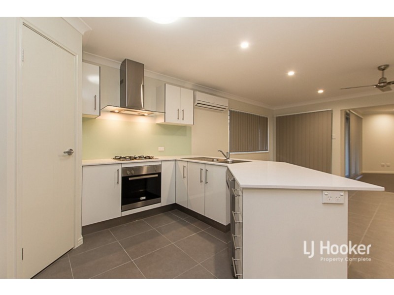 13 Oasis Court, Marsden QLD 4132