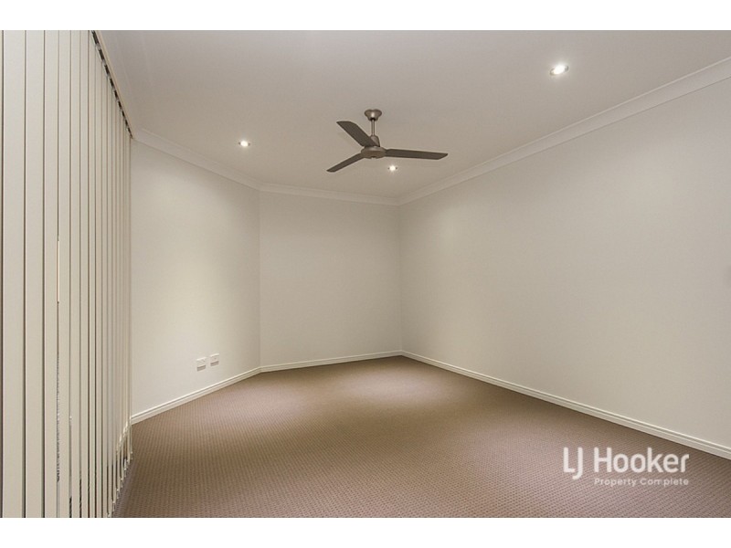 13 Oasis Court, Marsden QLD 4132