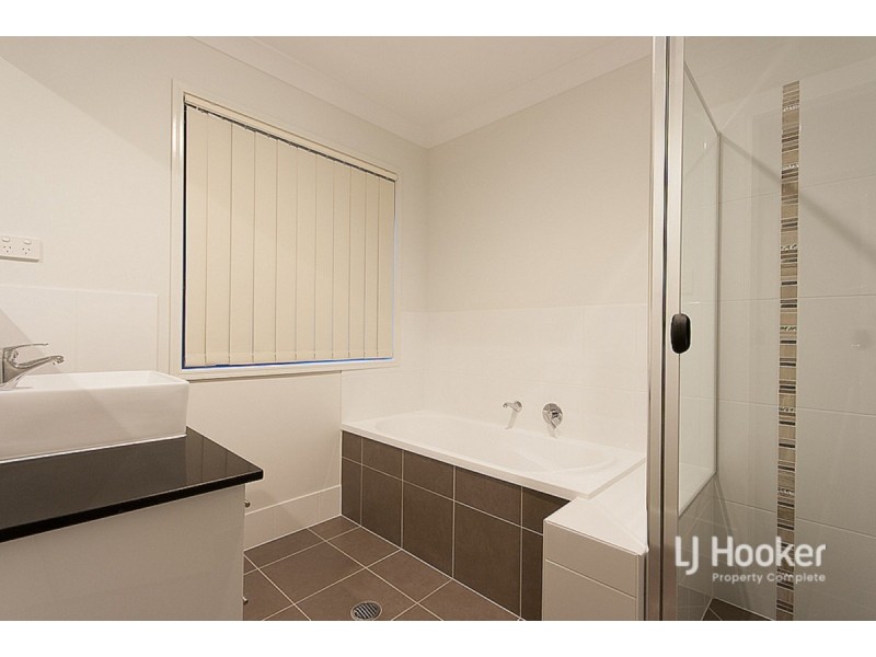 13 Oasis Court, Marsden QLD 4132