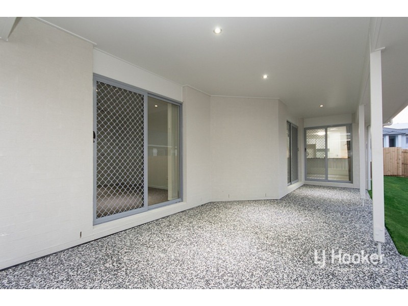 13 Oasis Court, Marsden QLD 4132
