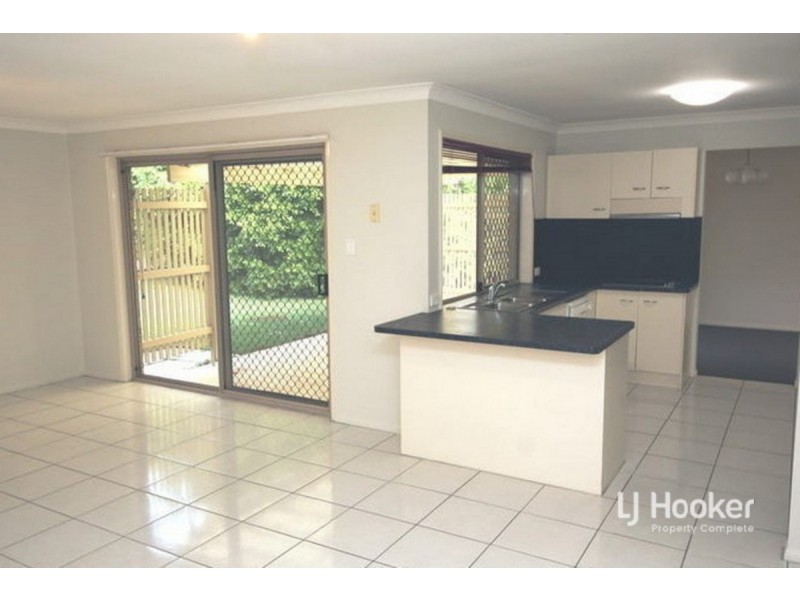 22 Vanderbilt Street, Eight Mile Plains QLD 4113