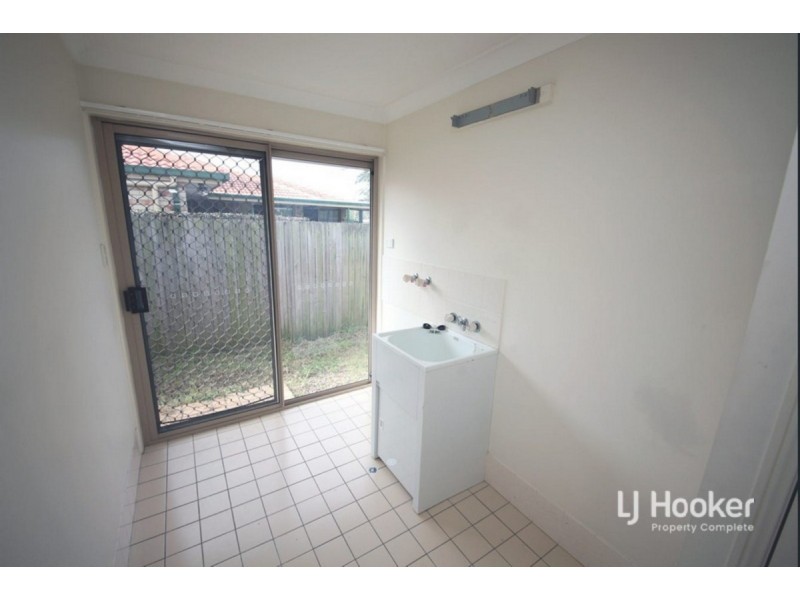 22 Vanderbilt Street, Eight Mile Plains QLD 4113