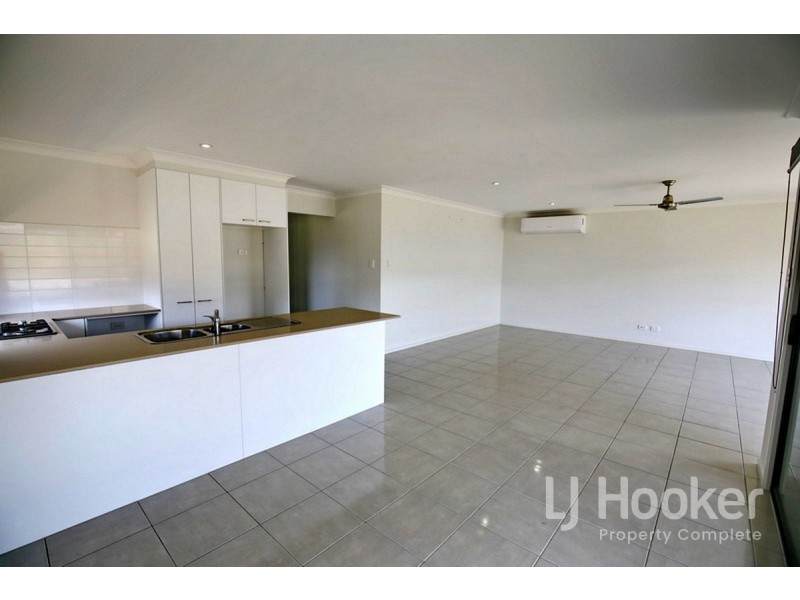 1 Pinehill Street, Yarrabilba QLD 4207