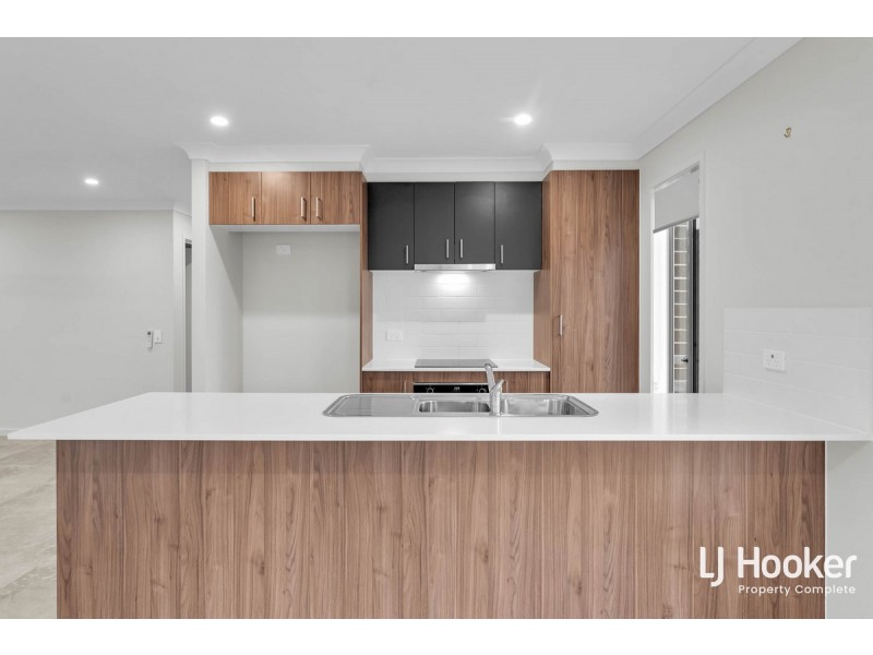 72 Diamond Drive, Yarrabilba QLD 4207