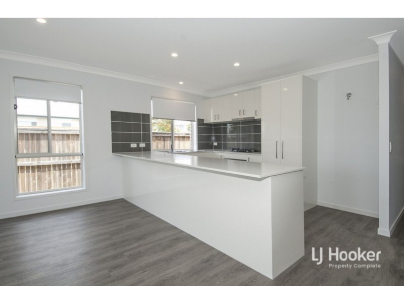 33 Darrau Avenue, Yarrabilba QLD 4207