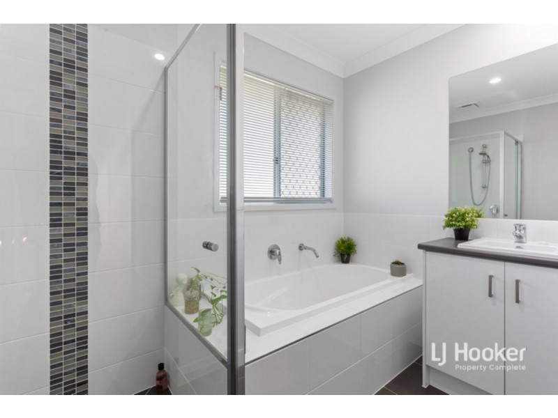 23 Windsor Avenue, Yarrabilba QLD 4207
