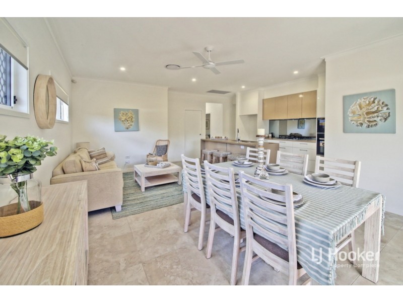 4 Houston Street, Spring Mountain QLD 4124