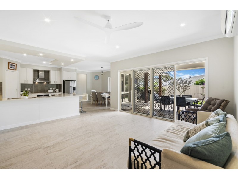 19 Stonebrook Court, Cashmere QLD 4500