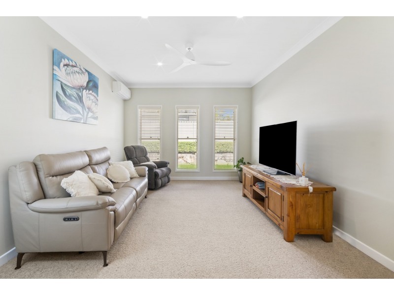 19 Stonebrook Court, Cashmere QLD 4500