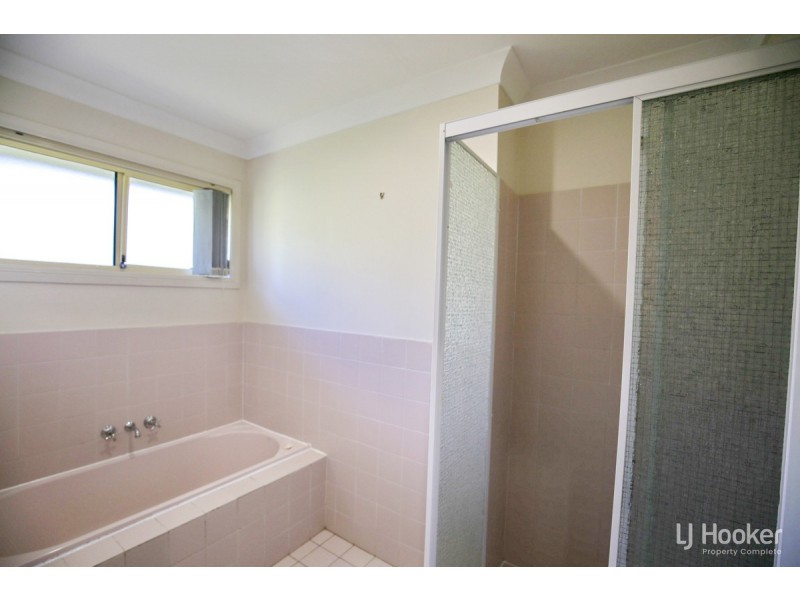 5 Hendrix Street, Windaroo QLD 4207