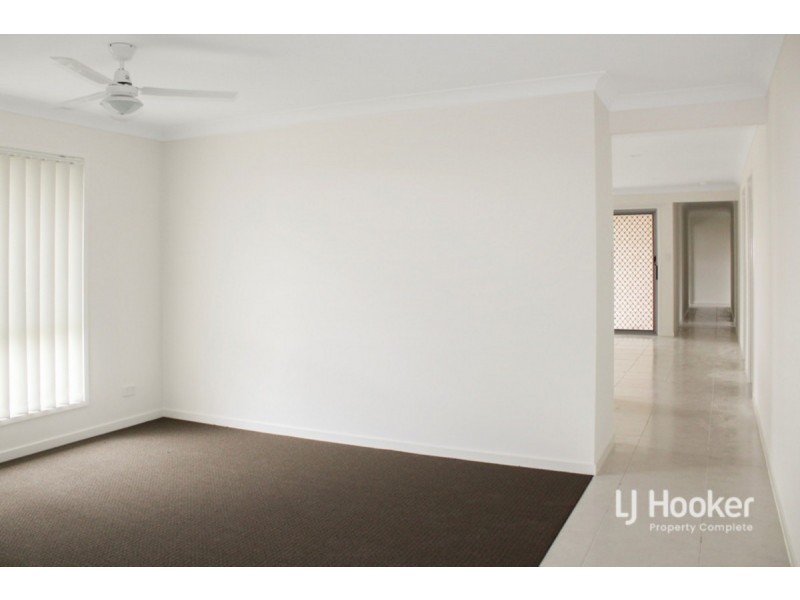 6 Burnley Road, Park Ridge QLD 4125