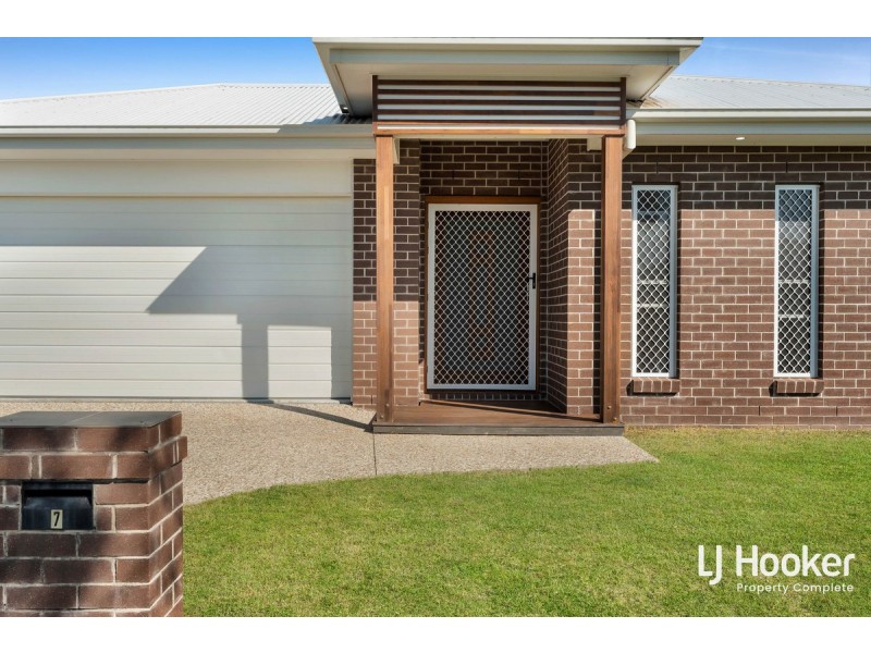 7 Treeline Circuit, Yarrabilba QLD 4207
