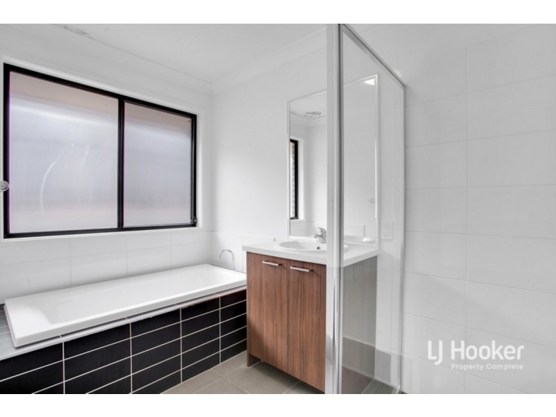 22 Olivine Circuit, Yarrabilba QLD 4207