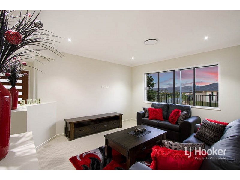 15 Autumnfield Avenue, Yarrabilba QLD 4207