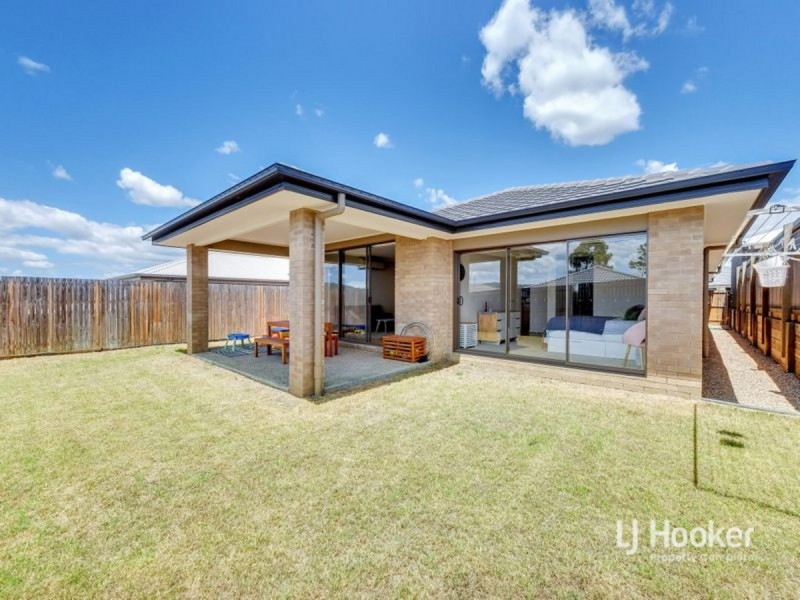 16 Latham Street, Yarrabilba QLD 4207