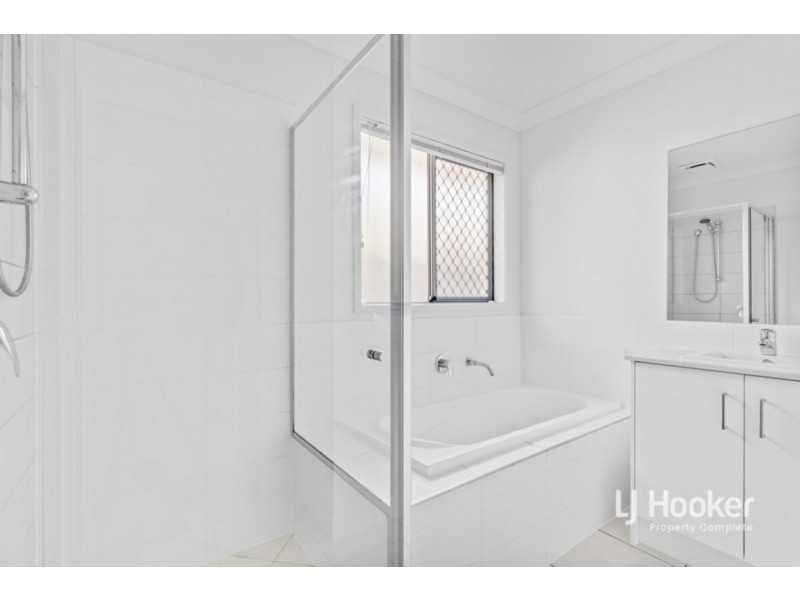 5 Willow Circuit, Yarrabilba QLD 4207