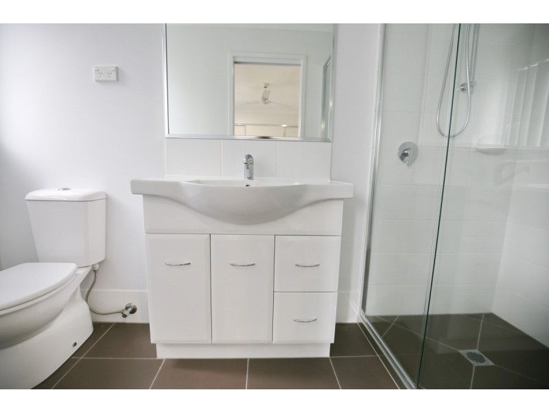 1/63 Bambil Street, Marsden QLD 4132