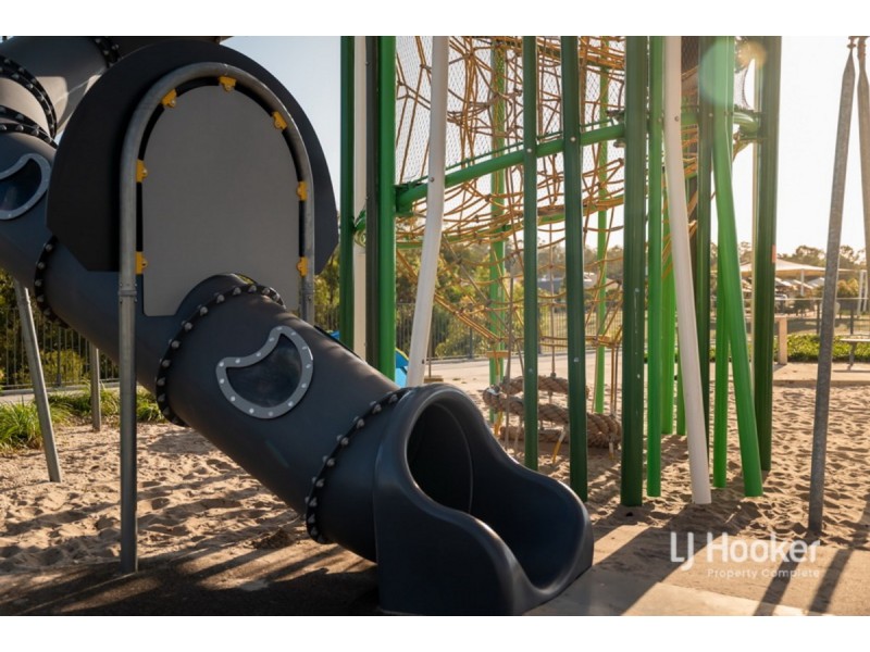 42 Leland Street, Yarrabilba QLD 4207