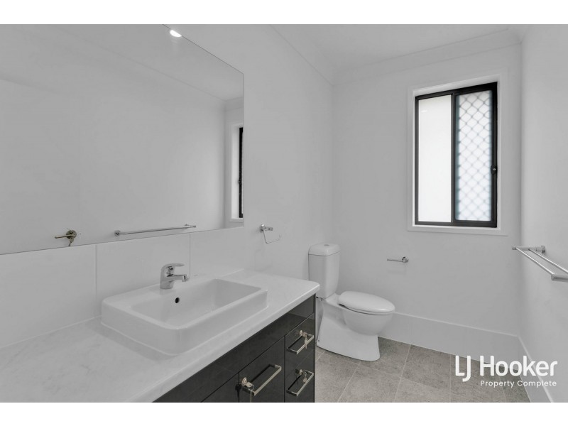 5 Maher Place, Gleneagle QLD 4285