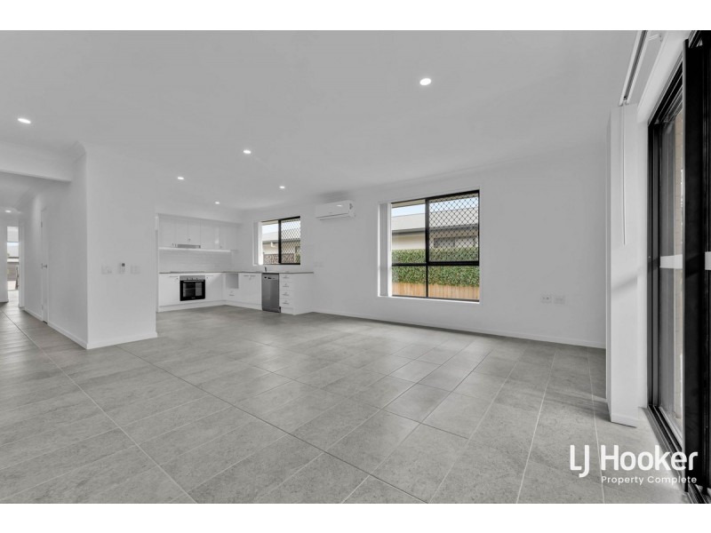 5 Maher Place, Gleneagle QLD 4285