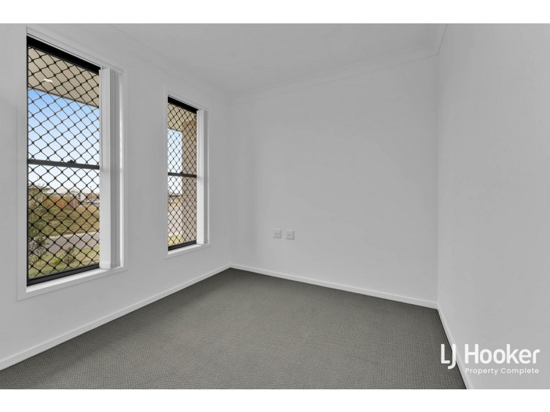 5 Maher Place, Gleneagle QLD 4285