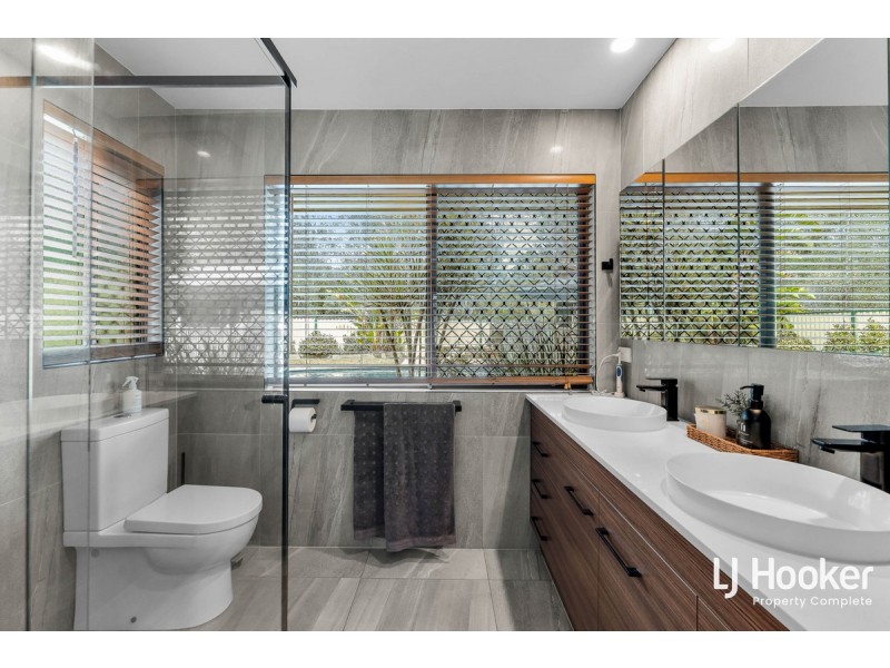 383-391 Quinzeh Creek Road, Logan Village QLD 4207