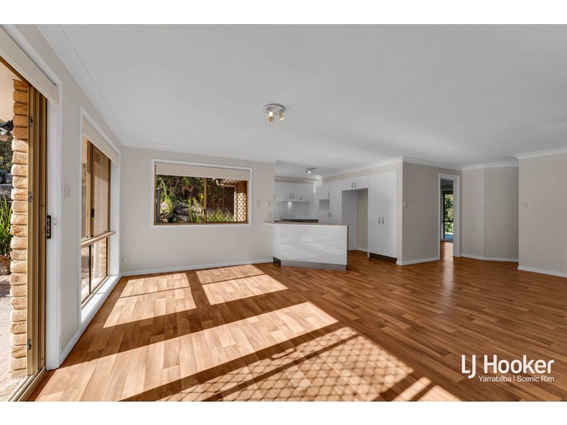 57 Boblynne Street, Chapel Hill QLD 4069