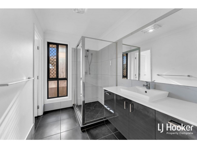 11 Willow Circuit, Yarrabilba QLD 4207