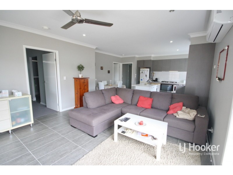 33 Seawest Street, Yarrabilba QLD 4207
