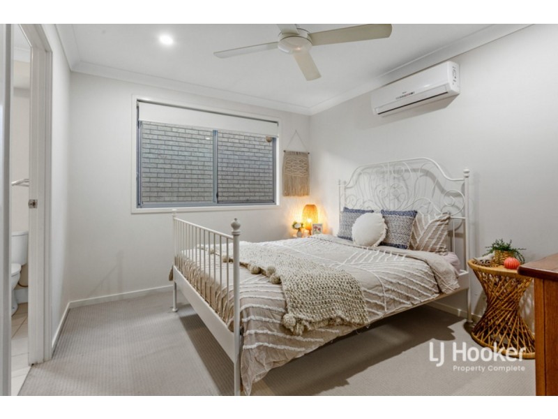 8 Buxton Avenue, Yarrabilba QLD 4207