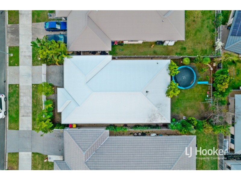8 Buxton Avenue, Yarrabilba QLD 4207