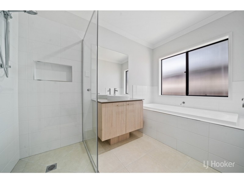 7 Wellington Circuit, Yarrabilba QLD 4207