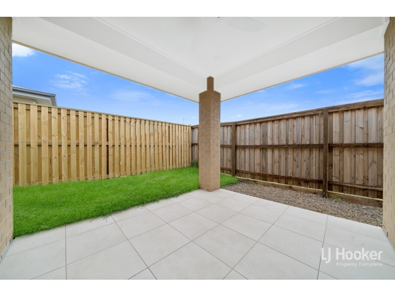 31 Janet Street, Walloon QLD 4306