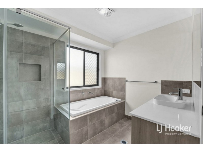 18 Pinnacles Street, Yarrabilba QLD 4207