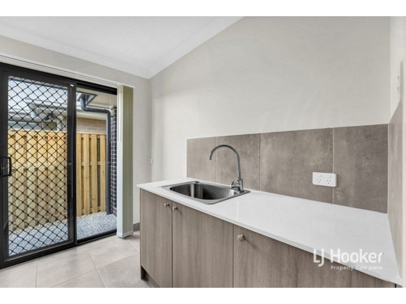 18 Pinnacles Street, Yarrabilba QLD 4207