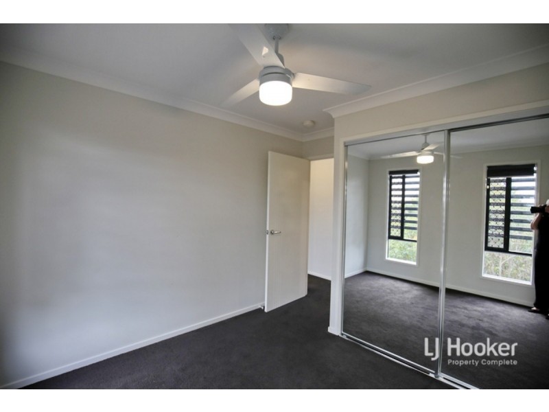 8/8 Highlands Street, Yarrabilba QLD 4207