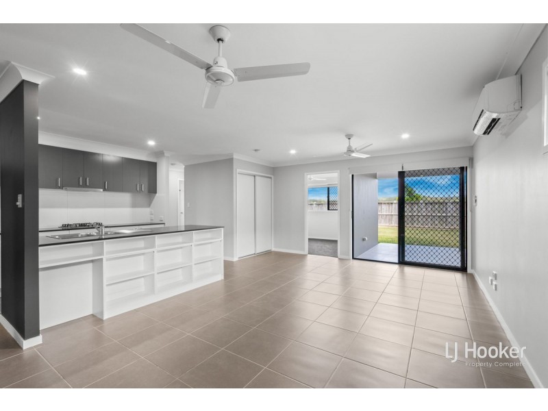 12 Wicker Road, Park Ridge QLD 4125