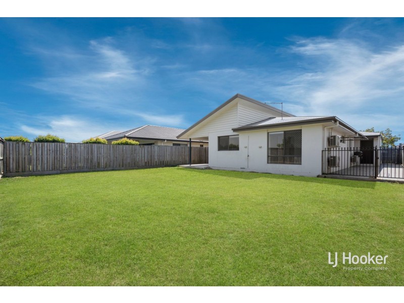 12 Wicker Road, Park Ridge QLD 4125