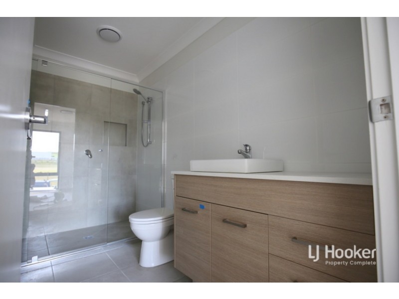 14 Grampians Circuit, Yarrabilba QLD 4207