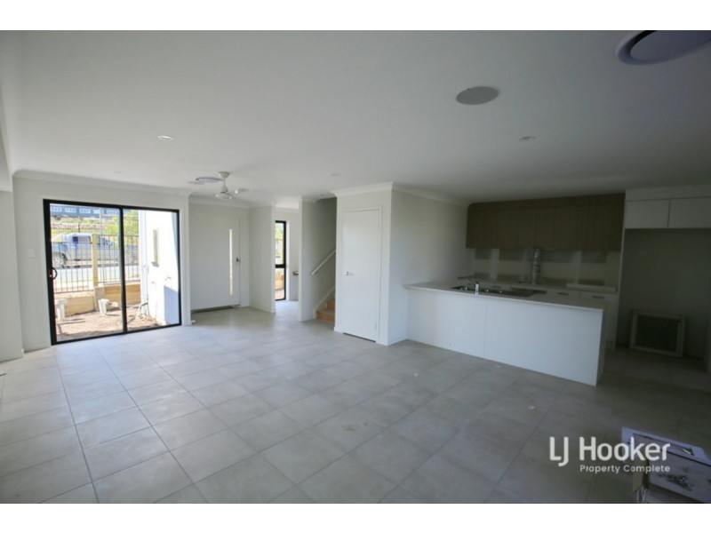 14 Grampians Circuit, Yarrabilba QLD 4207