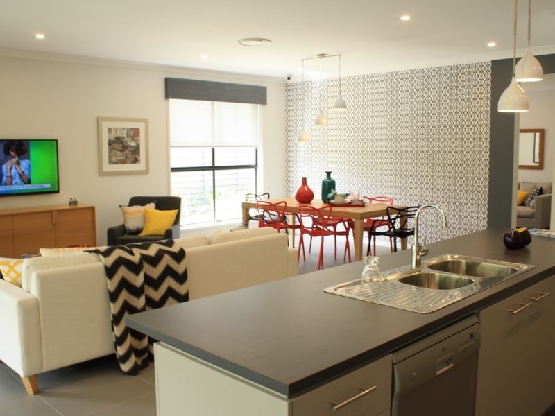 10 Treetops Street, Alberton QLD 4207