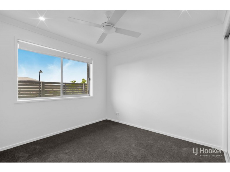 20 Flannery Terrace, Park Ridge QLD 4125