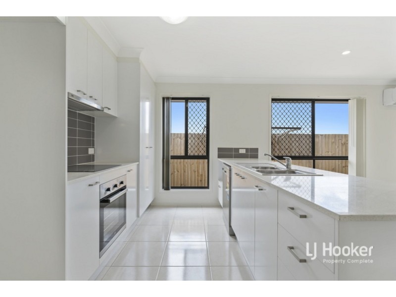 39 Darrau Avenue, Yarrabilba QLD 4207