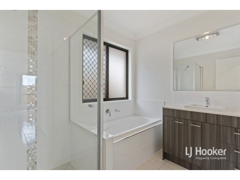 39 Darrau Avenue, Yarrabilba QLD 4207