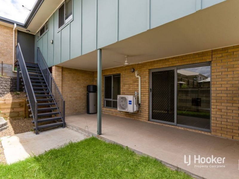 2/72 Stormbird Street, Redbank Plains QLD 4301