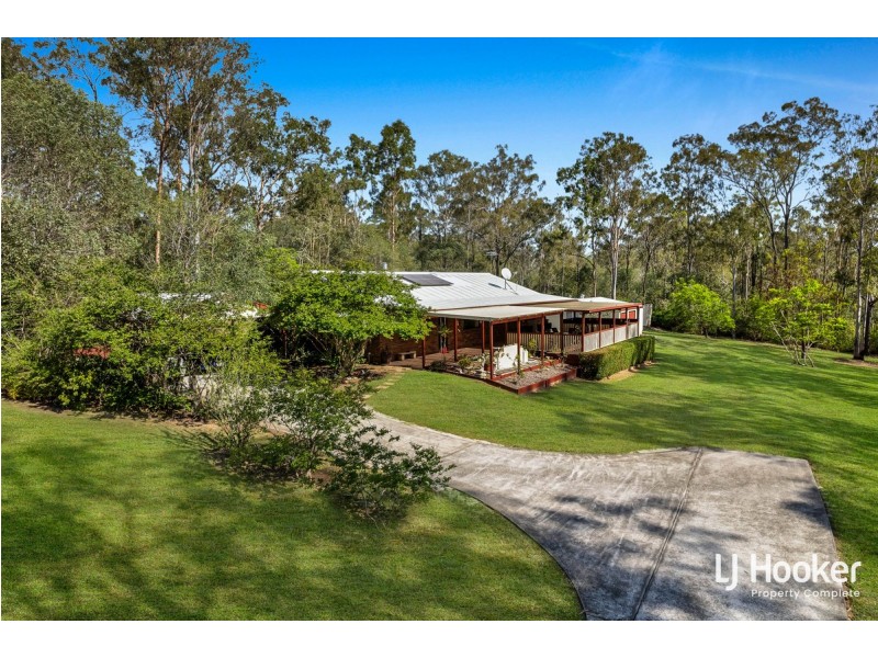 313-319 Clifton Drive, North Maclean QLD 4280