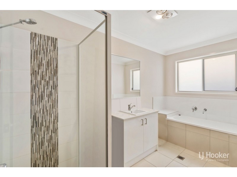 54 Splendour Circuit, Yarrabilba QLD 4207